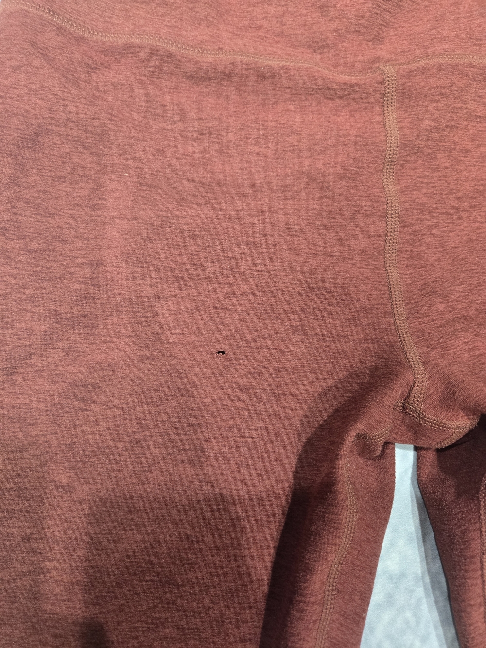 Vuori Women's Clean Elevation Ribbed Leggings - Picture 2 of 3